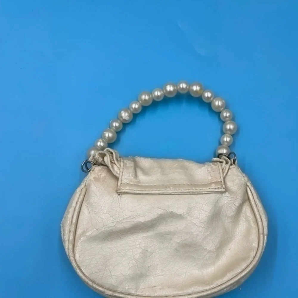 Vintage Pearl Handle Mini Bag - Picture 2 of 4